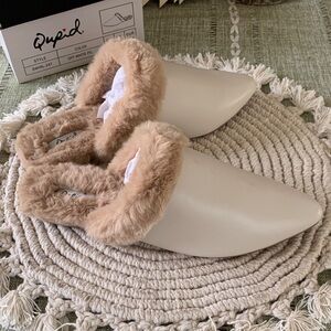 NWT Women’s Mules